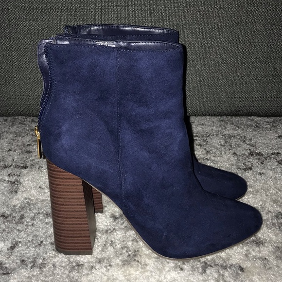 navy blue booties